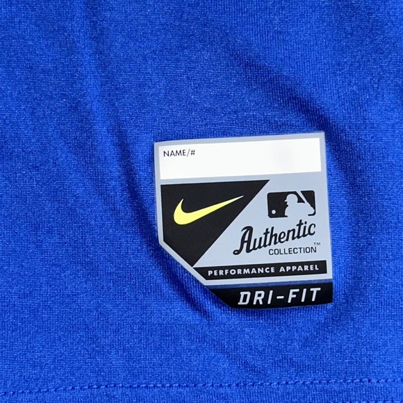 MLB Milwaukee Brewers Nike Dri-fit t-shirt NWOT size S - Picture 3 of 8